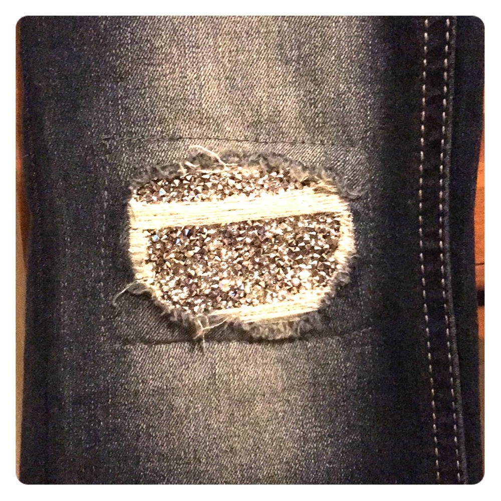 NWT 🌺 MUDD GLITTERED SKINNY BOOT JEANS GIRLS 10 - Picture 4 of 8